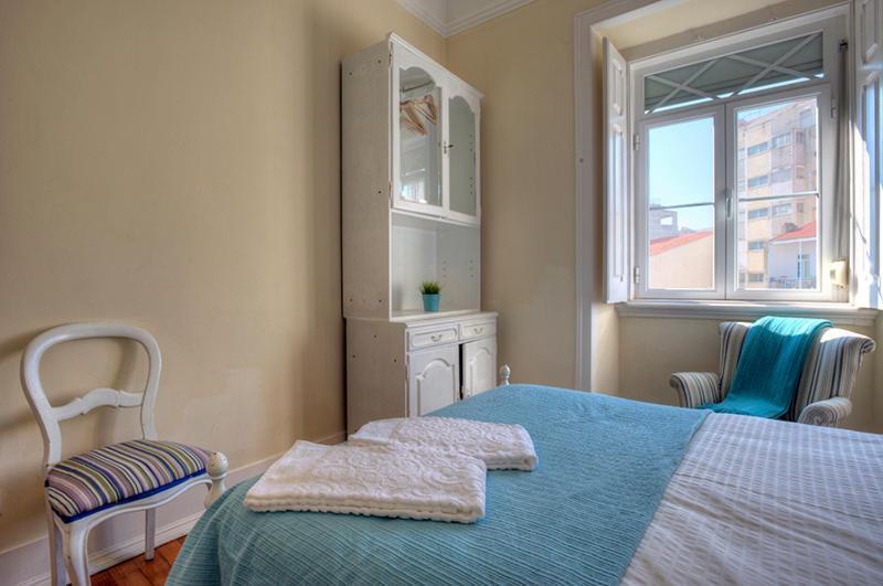 Angola 1 - 6 Bedrooms Lisbon
